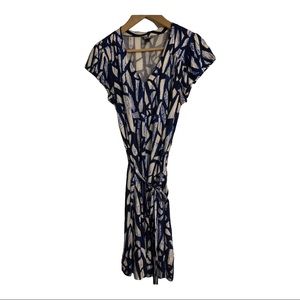 Banana Republic Medium Women’s Faux Wrap Dress Blue Geometric